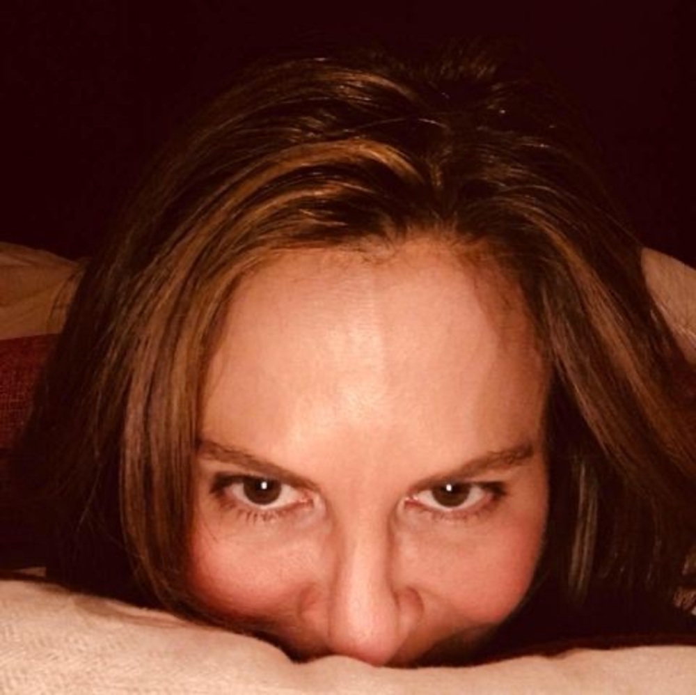 Meet your Posher, Elaine